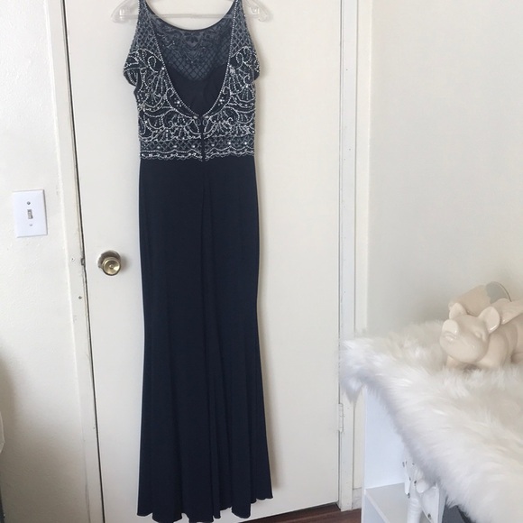 Prom dress navy color M size used only one day - Picture 4 of 5
